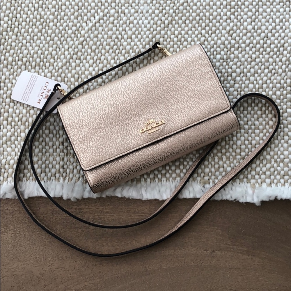 Coach Crossbody Large Wallet w/Phone Slot NWT 🌻
